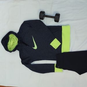 Nike women's therma fit sweater